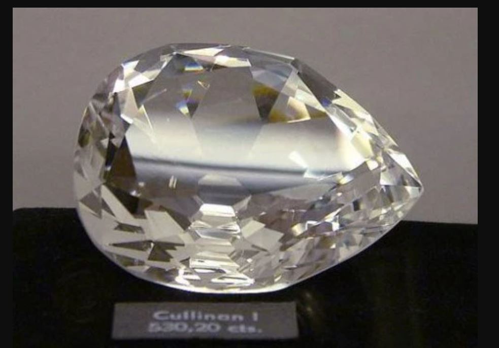 Viên kim cương nặng 530,20 carat
