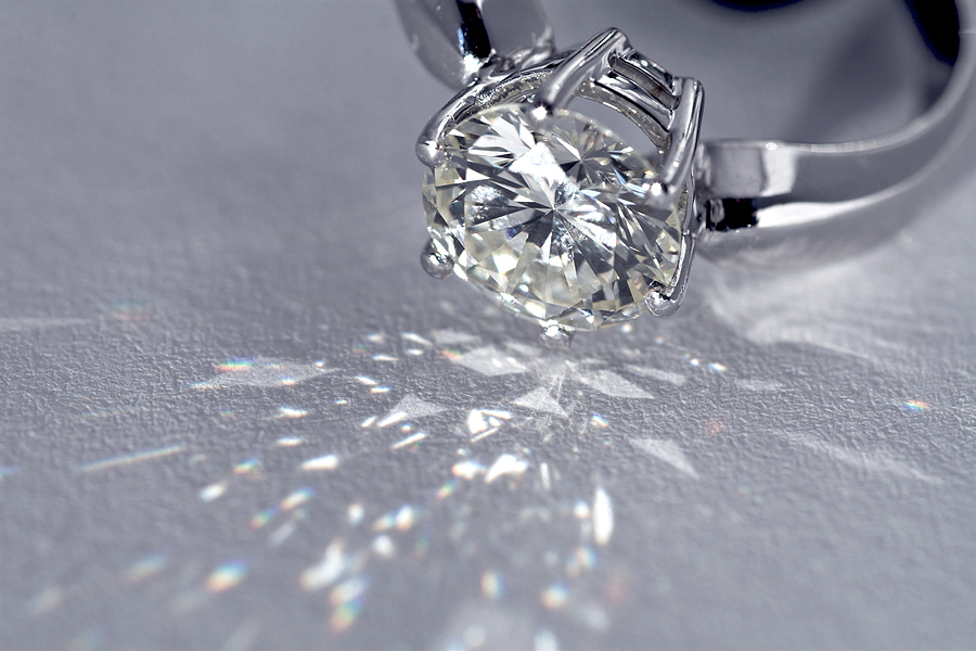 Ứng dụng của kim cương trong sản xuất trang sức